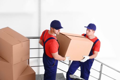 Customer booking and payment terms for removal services