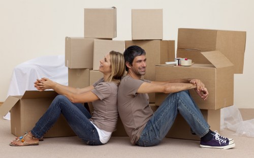 Storage and moving support for house removals in Coventgarden