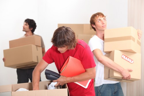 Experienced house removalists in Covent Garden protecting fragile items
