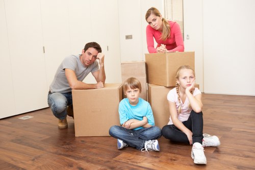 Trusted payment options for Coventgarden moving services