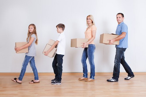 Unpacking services helping a home settle in Coventgarden