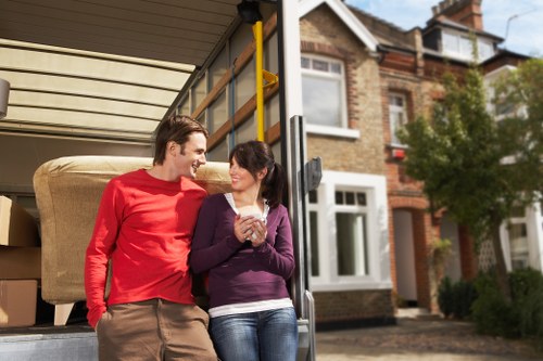 Flexible Covent Garden man and van transport for small moves and furniture